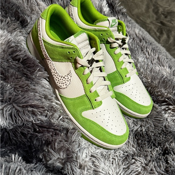 The Nike Dunk Low AS Safari Swoosh Chlorophyll men’s 11 - Picture 4 of 5